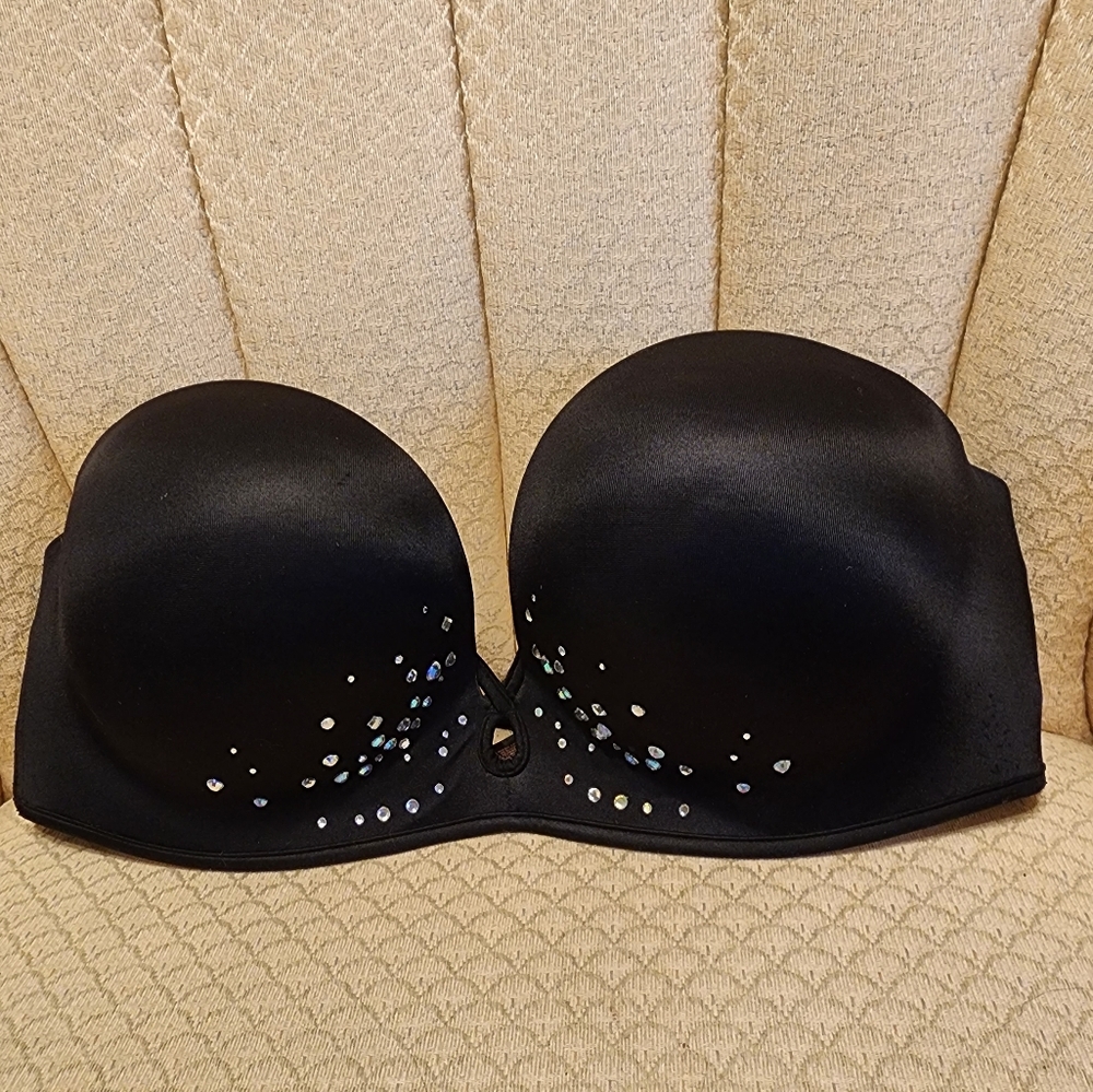 Victoria's Secret Bombshell Strapless Rhinestone Bra